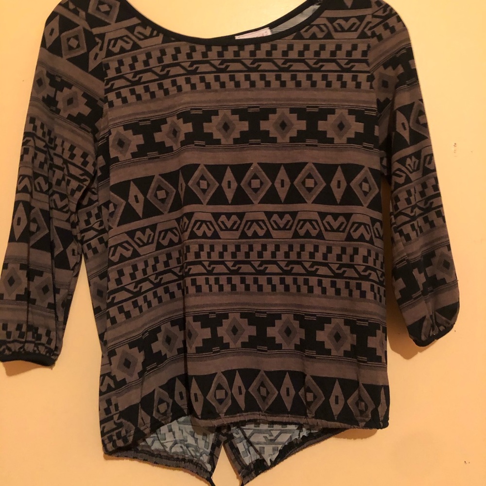 Pattern shirt